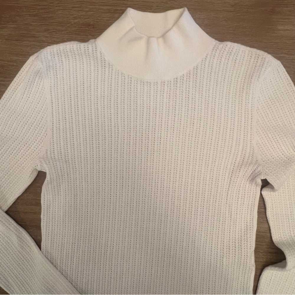 Alice + Olivia White Textured Knit Top